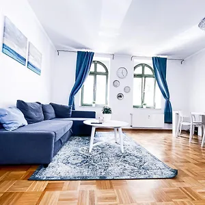 https://zentraler-altbau-am-clara-zetkin-park-rb-arena-um-die.bestleipzighotels.com